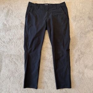 Arcteryx Atlin Chino Pants Mens Trim Tapered Black Outdoor Pockets Size 36